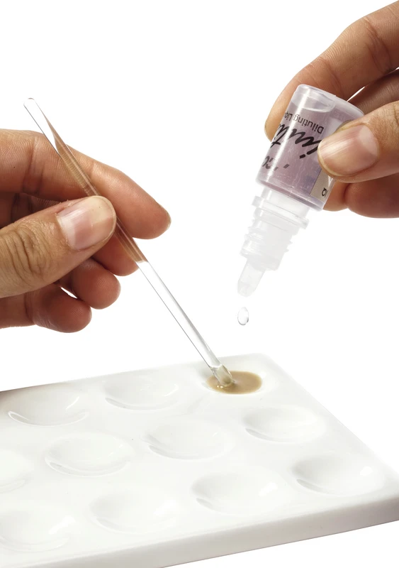 GC Initial™ IQ Lustre Pastes ONE