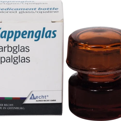 Kappeglass av farget glass