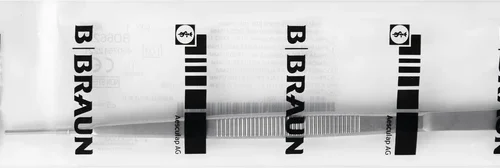 Fin kirurgisk pinsett etter Gerald